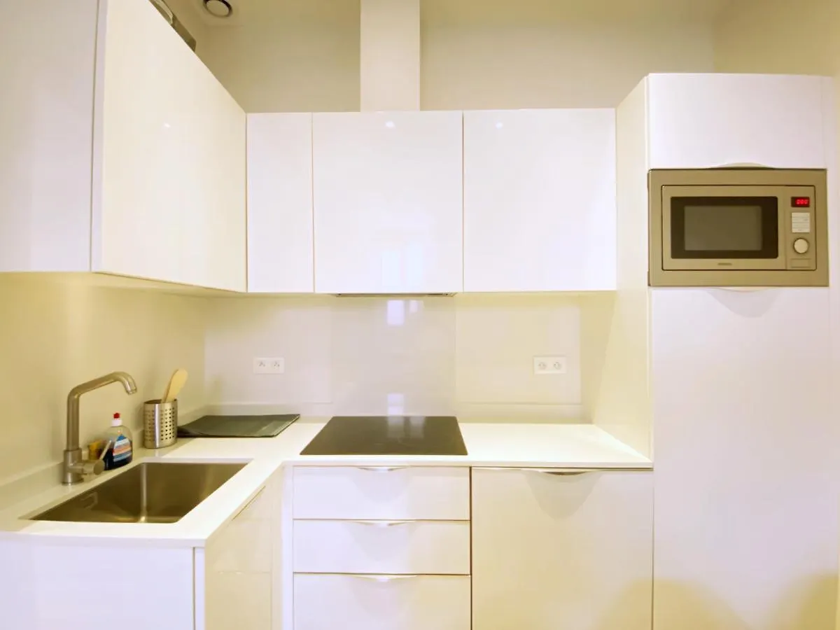Viva Riviera 5 rue Gerard Monod - very close Croisette&Palais Cannes France